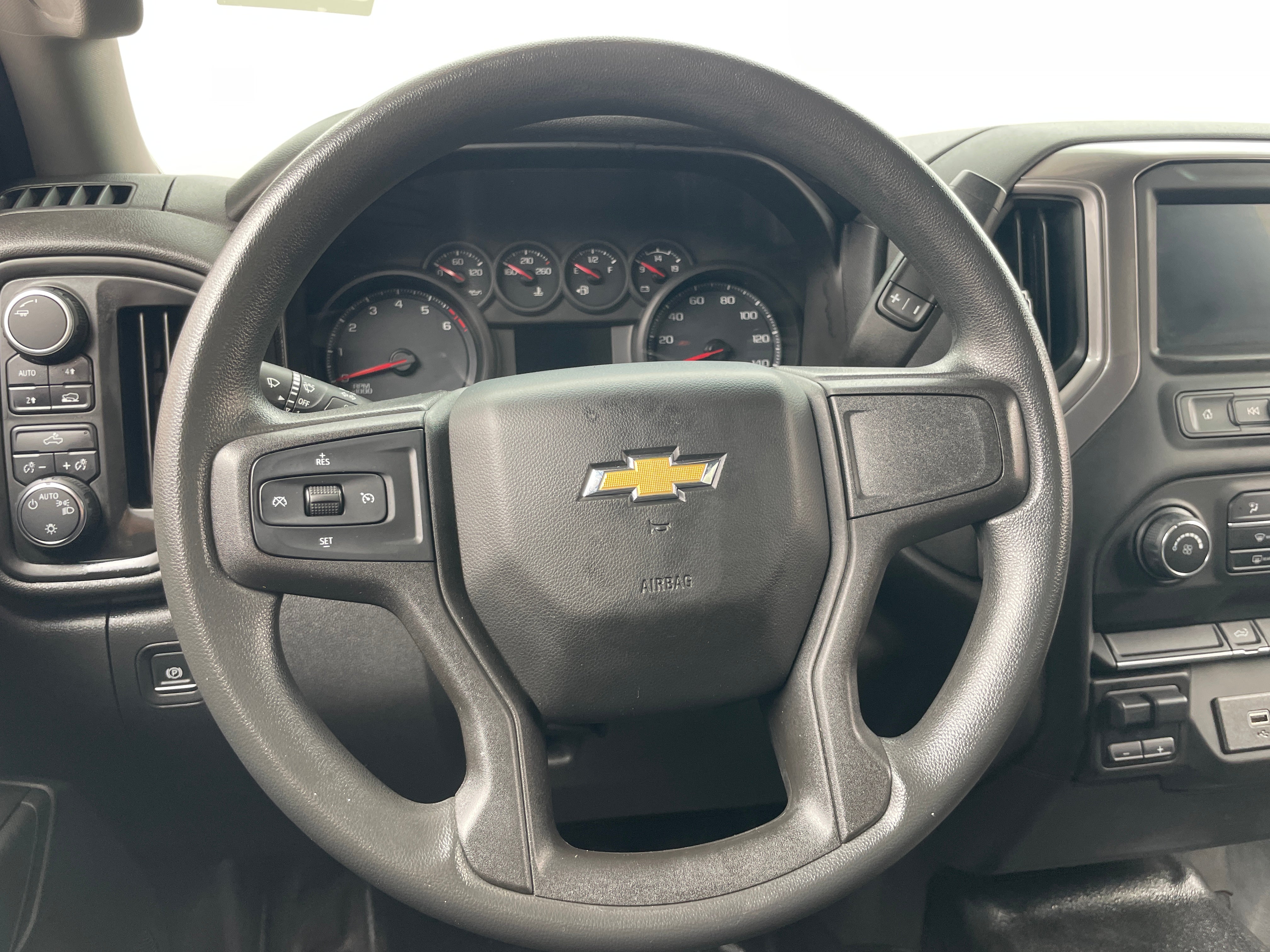 chevrolet silverado 1500 2020 3GCNYAEF3LG134521 image chevrolet silverado 1500 2020 3GCNYAEF3LG134521 image